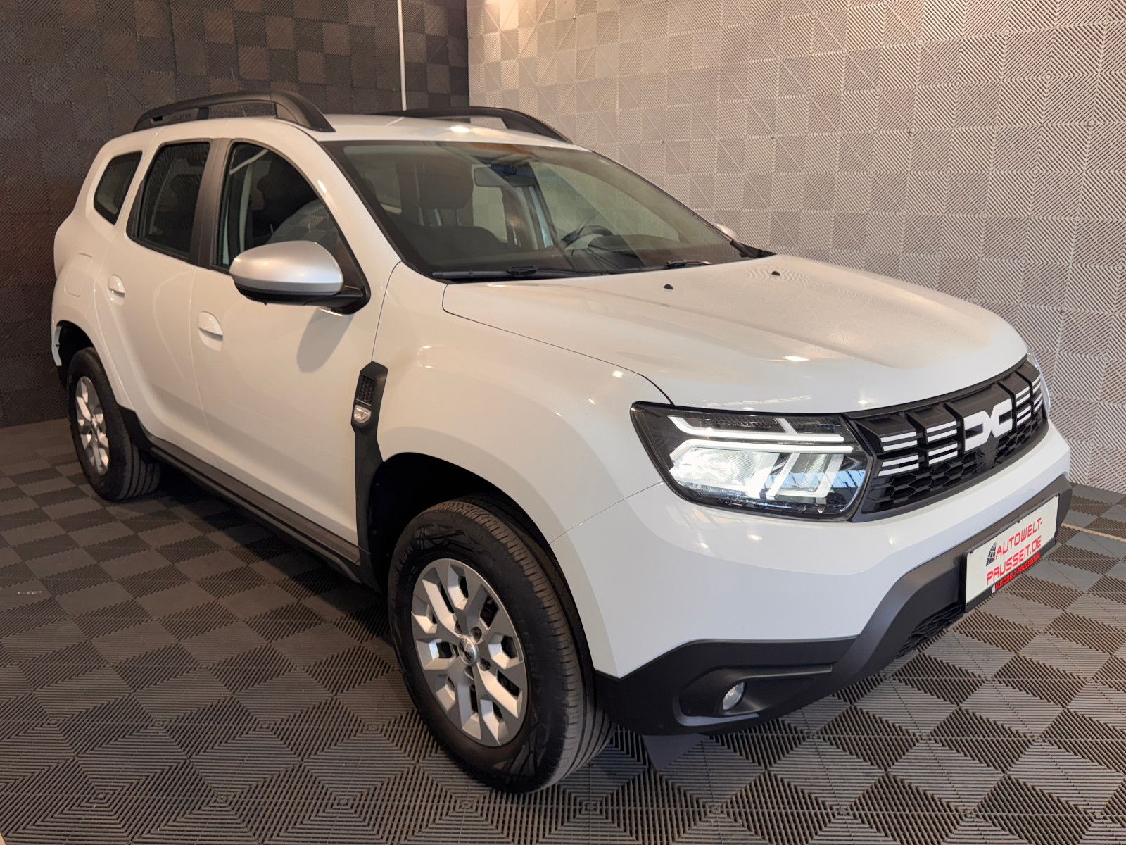 Dacia Duster II Expression - Samsaru's Car Outlet
