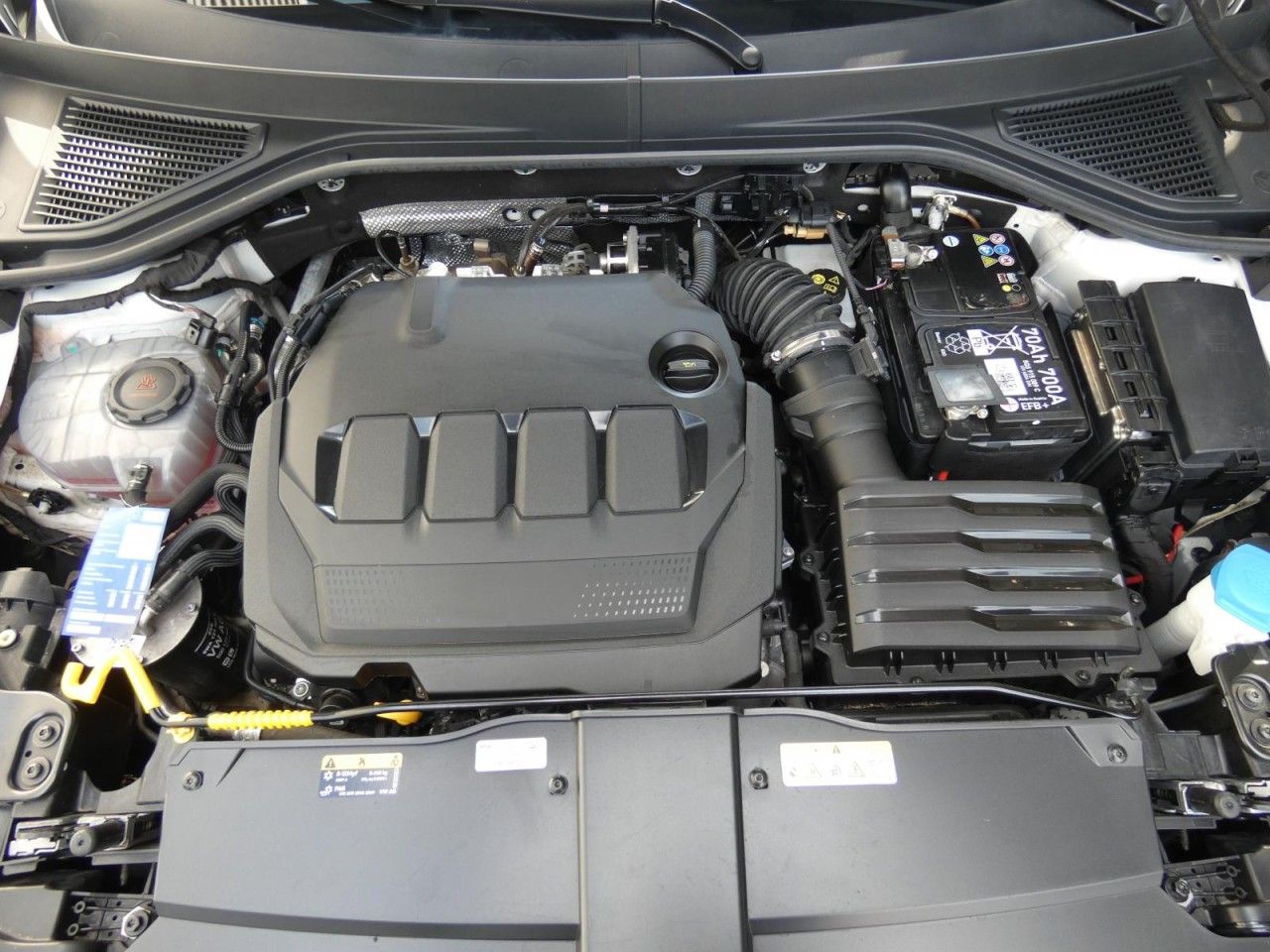 Volkswagen T-Roc 2.0 TDI DSG Move - Samsaru's Car Outlet