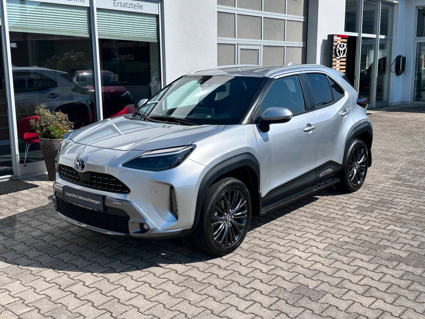 Toyota Yaris Cross 1,5 Hybrid 4x4, Adventure