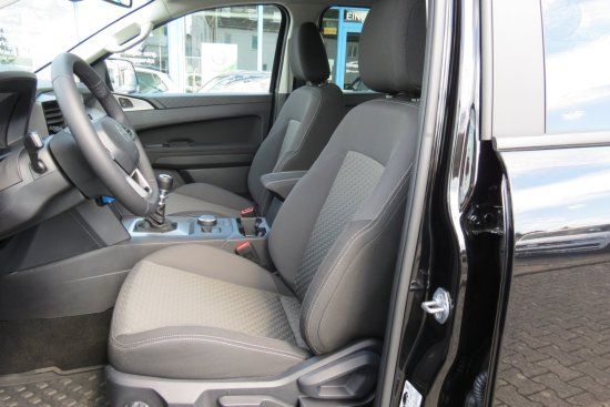 Volkswagen Amarok 2.0 TDI Life 4Motion - Samsaru's Car Outlet