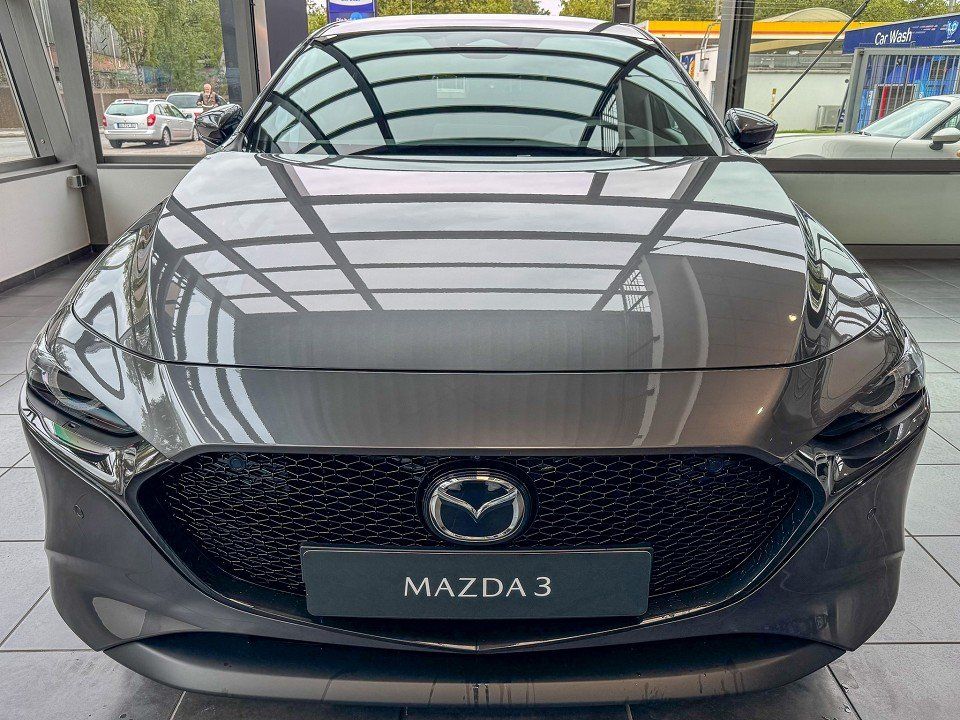 Mazda 3 Exclusive-Line