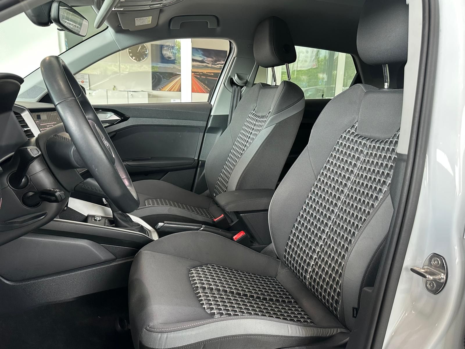 Audi A1 35 TFSI advanced - Samsaru's Car Outlet