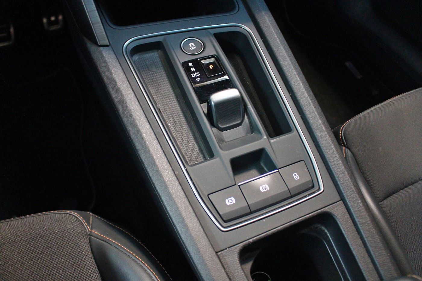 Cupra Formentor 2.0 TSI 4Drive VZ AHK|SOUND|PANO|RCam