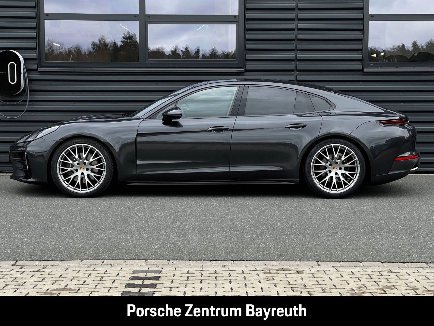 Porsche Panamera 4*HD-MATRIX*BEIFAHRERDISPL.*INNO*CHRONO