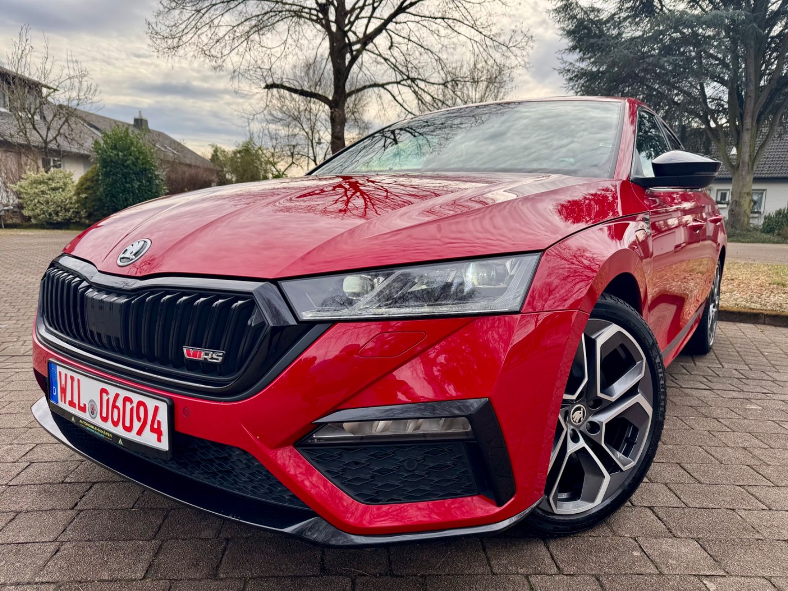 Skoda Octavia Lim. RS iV 1.4 eTSI - Samsaru's Car Outlet