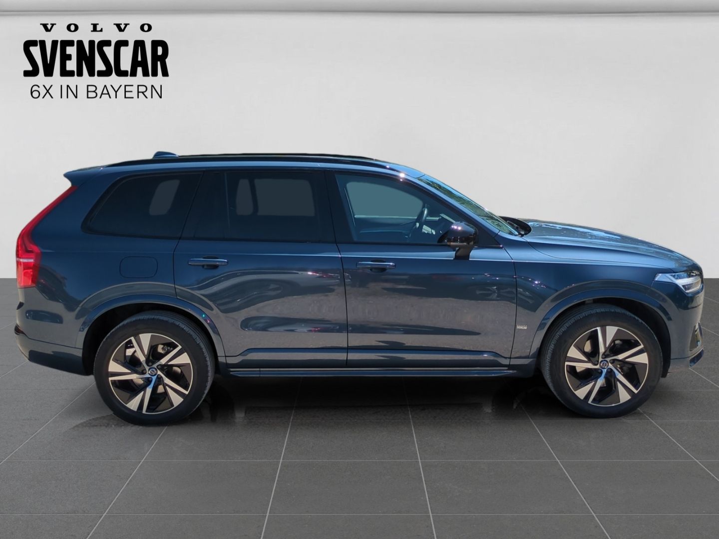 Volvo XC90 B5 AWD R Design HUD AHK Navi 360° AHK Stand