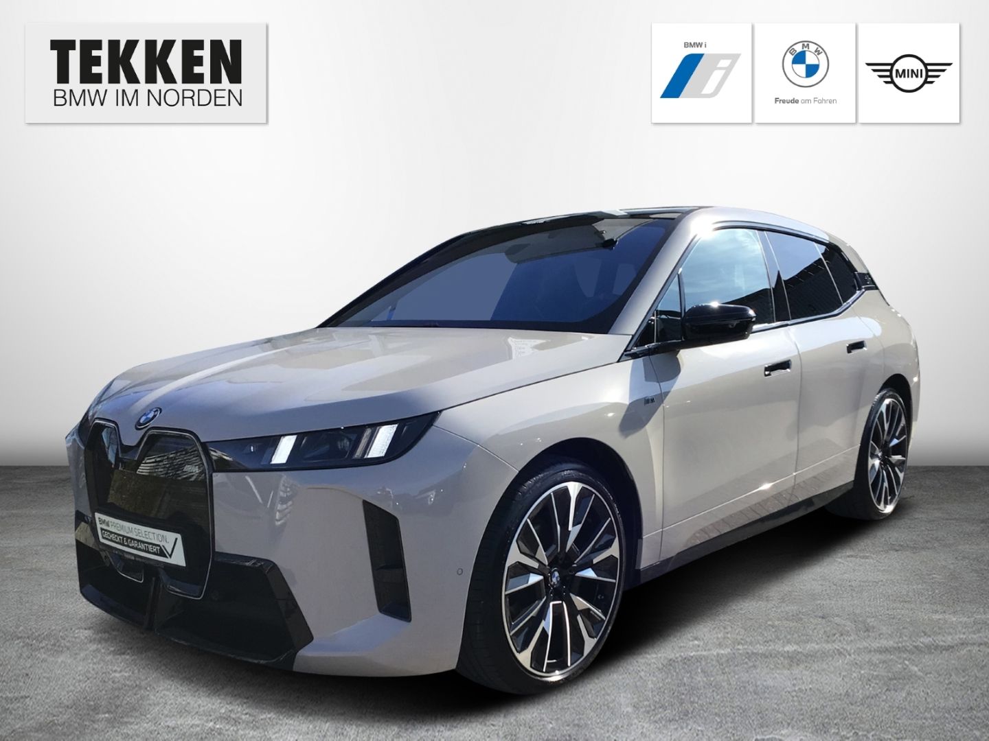 BMW iX M70 xDrive AHK/ACC/Panorama/Autobahnassistent