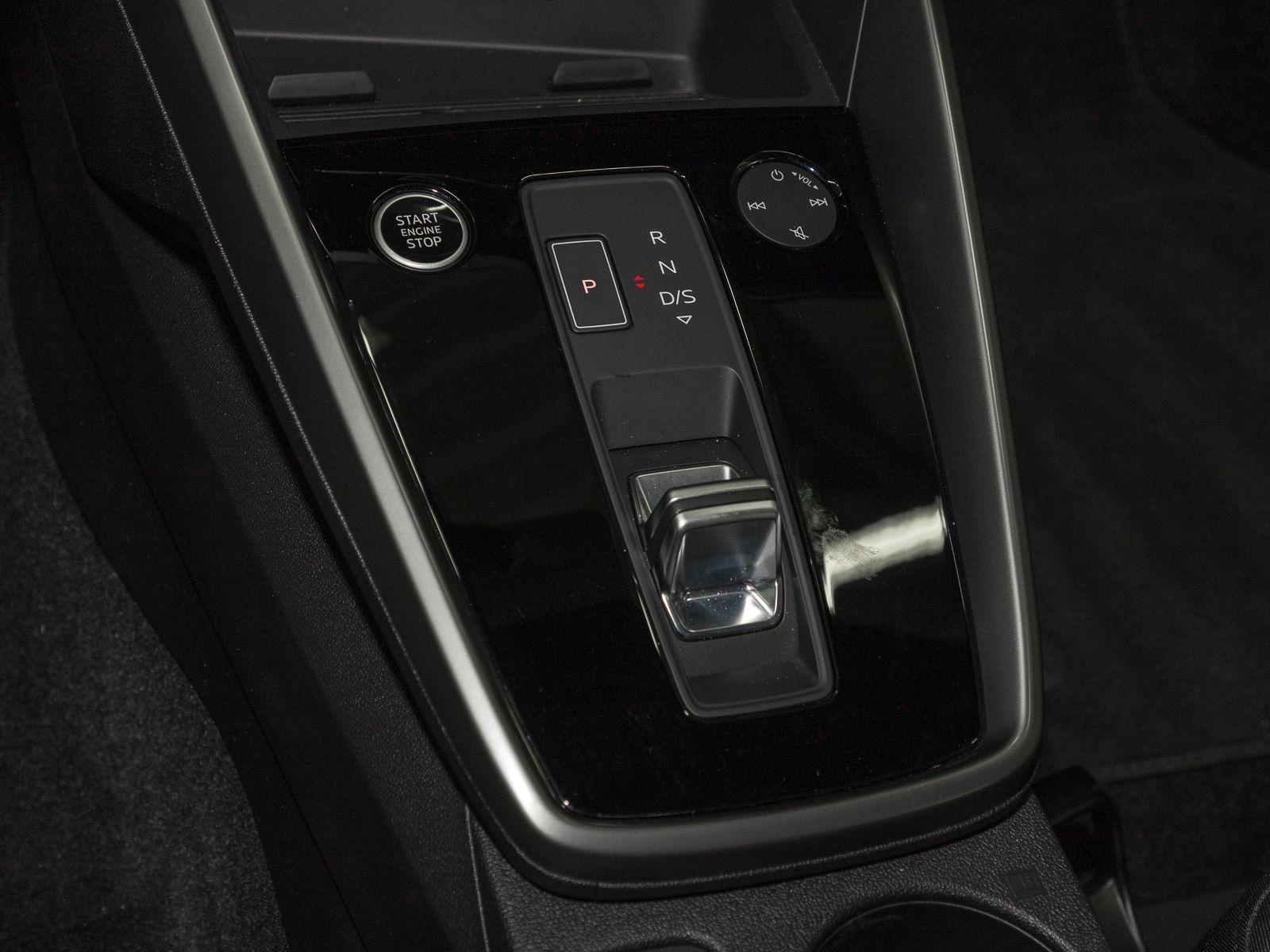 Audi A3 Sportback 40 TFSIe ADVANCED - Samsaru's Car Outlet