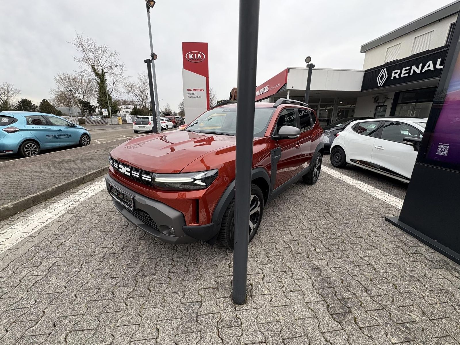 Dacia Duster III Journey Hybrid 140 1.6 E-Tech - Samsaru's Car Outlet