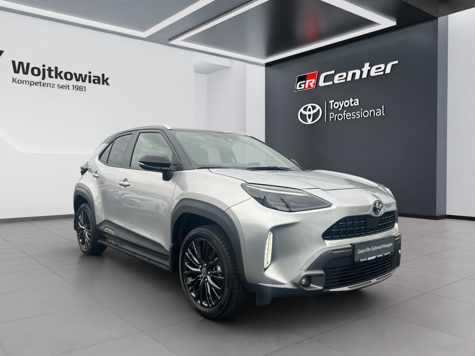 Toyota Yaris Cross Hybrid Adventure*HUD*MatrixLED*TWW*