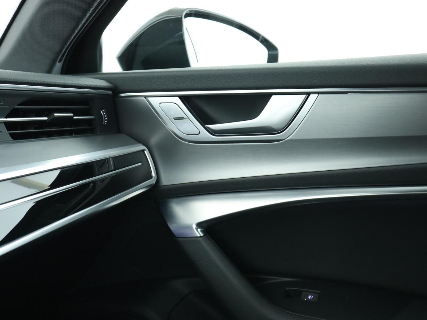 Audi A6 40 2.0 TDI Avant sport S-Line - Samsaru's Car Outlet
