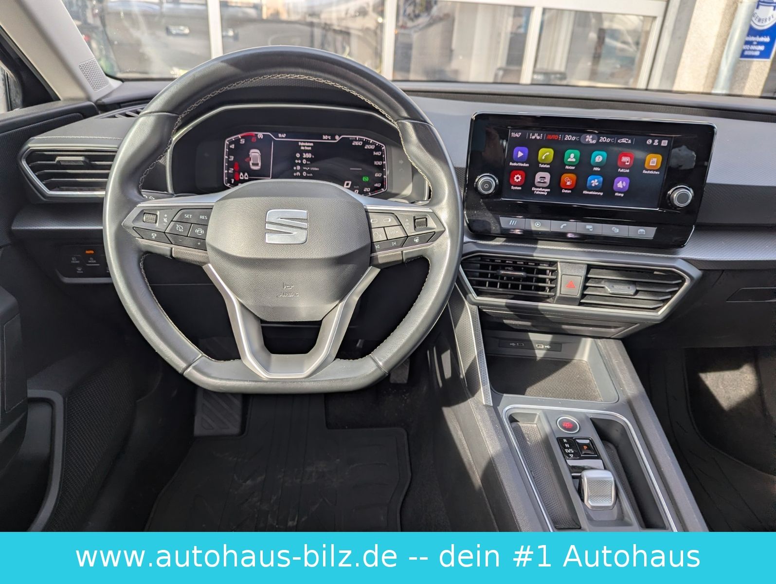 Seat Leon Sportstourer Style*AHK*LED*Kamera*Winterpak