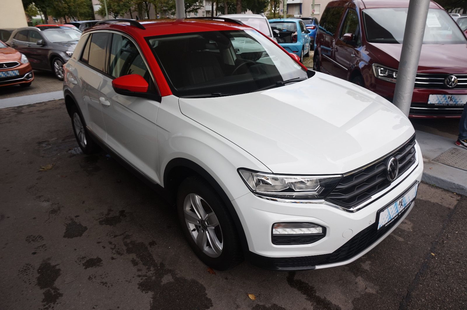 Volkswagen T-Roc Style - Samsaru's Car Outlet
