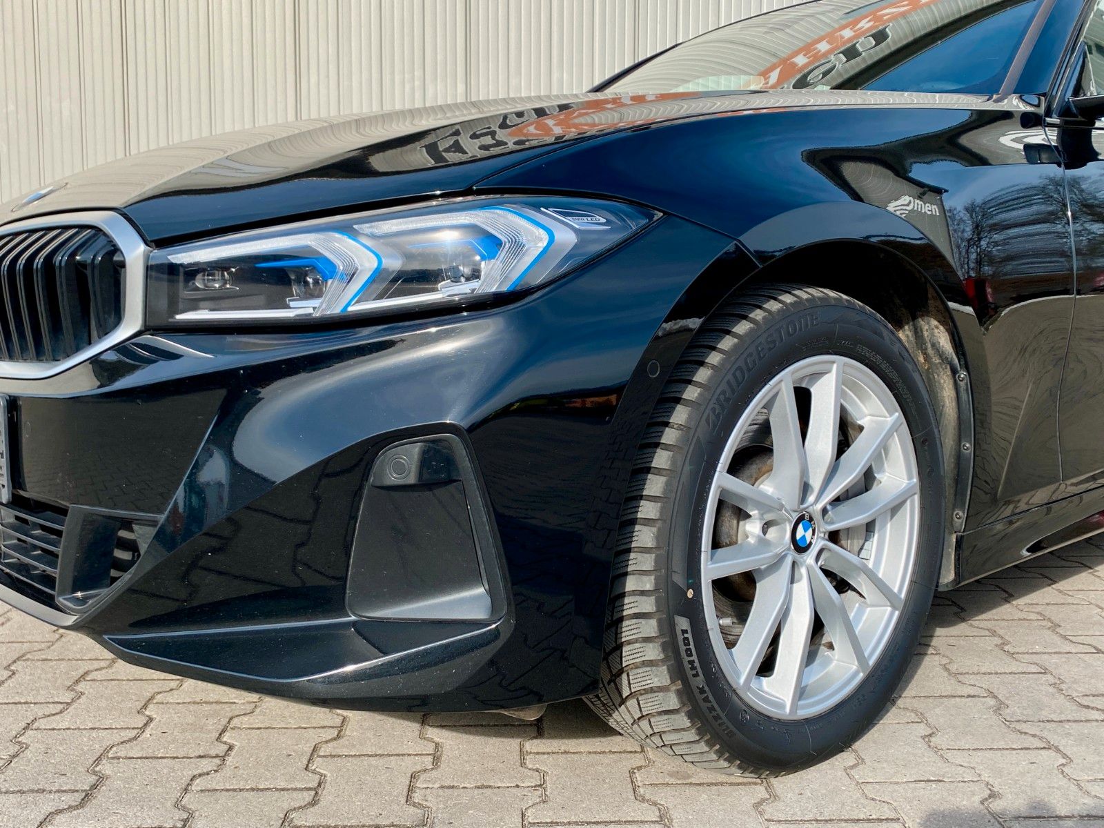 BMW 330d xDrive | Head-Up Display*Vollleder*1.Hand!