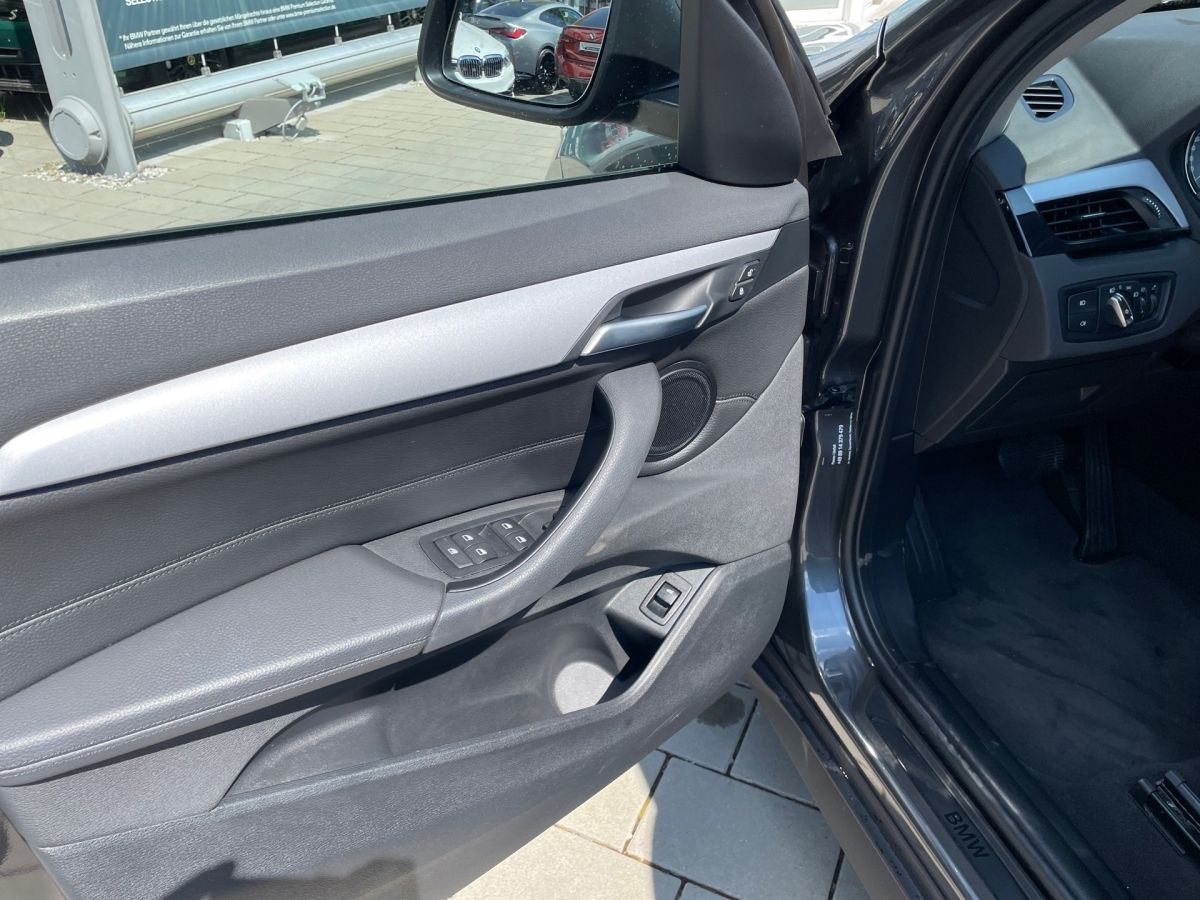 BMW X1 xDrive20d Advantage - Samsaru's Car Outlet