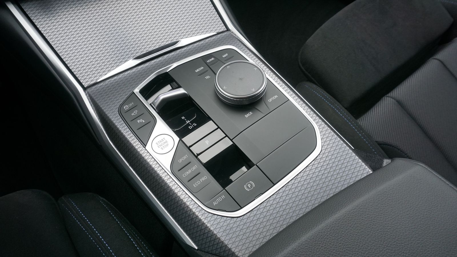 BMW 320d xDrive Touring M Sportpaket Head-Up HiFi