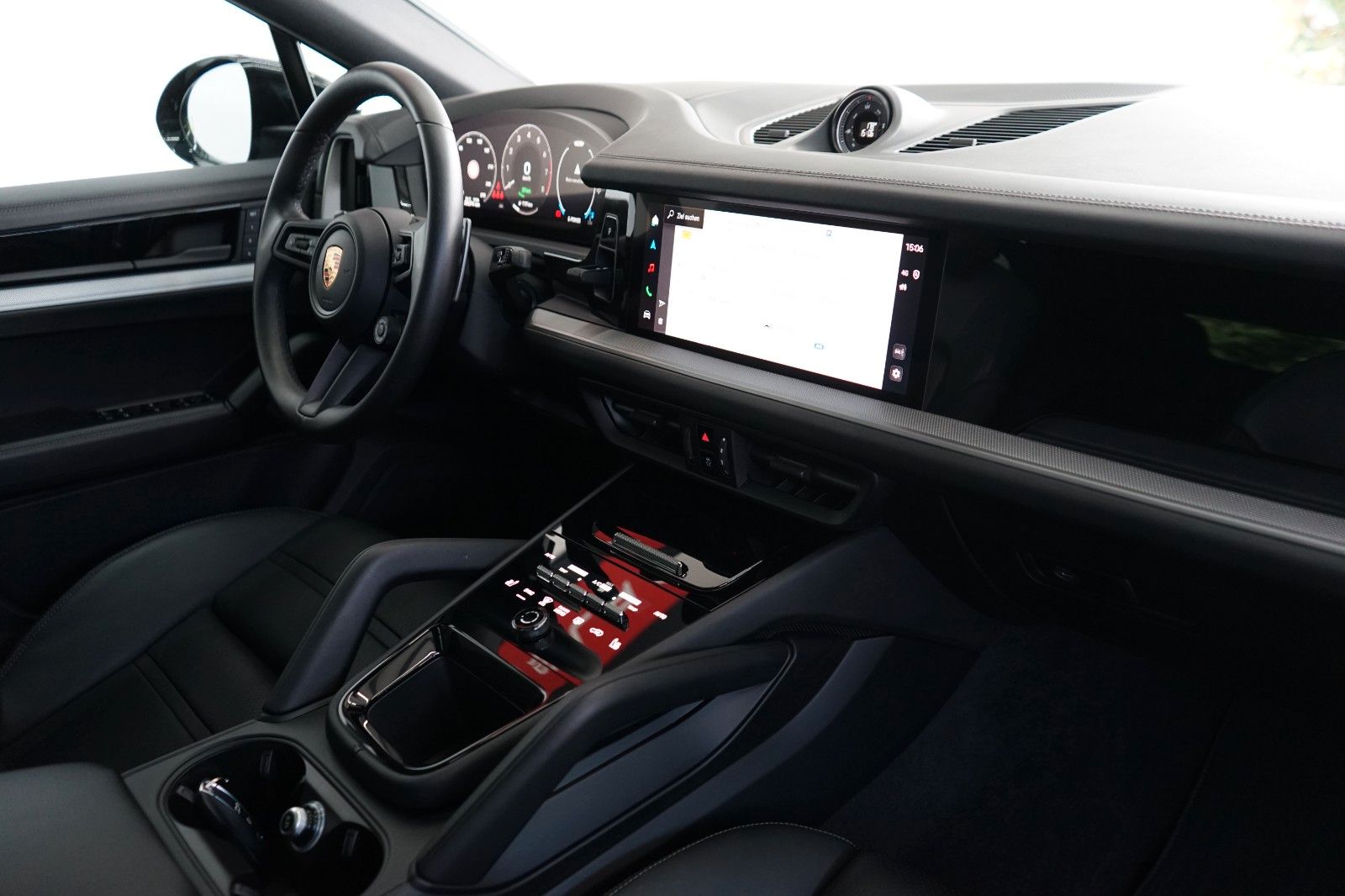 Porsche Cayenne Coupe E-Hybrid*LUFT/BOSE/InnoDr/360°/22z