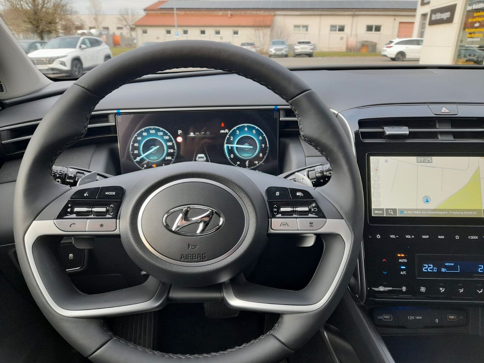 Hyundai Tucson 1.6 T-GDI 48V Trend - Samsaru's Car Outlet