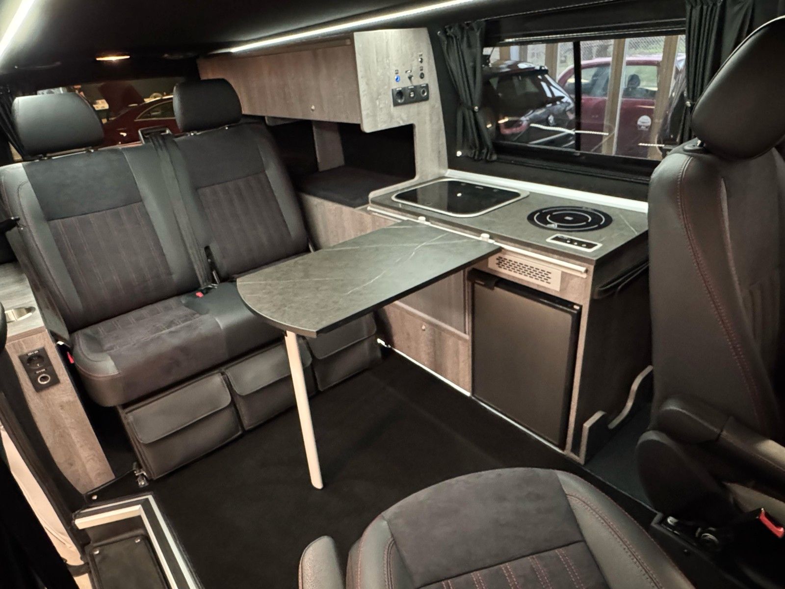 Mercedes-Benz VITO V220 - Samsaru's Car Outlet