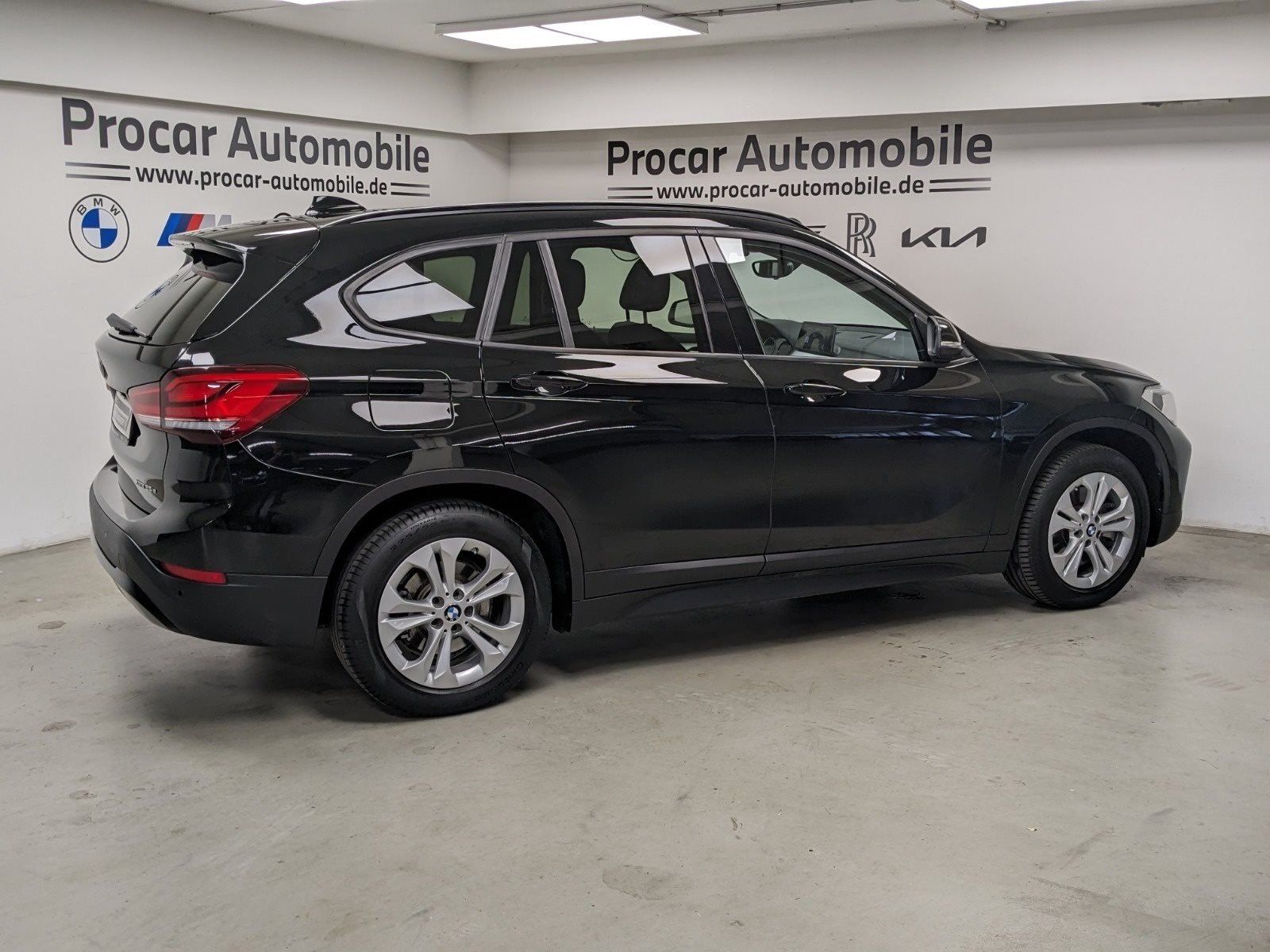 BMW X1 xDrive25e - Samsaru's Car Outlet