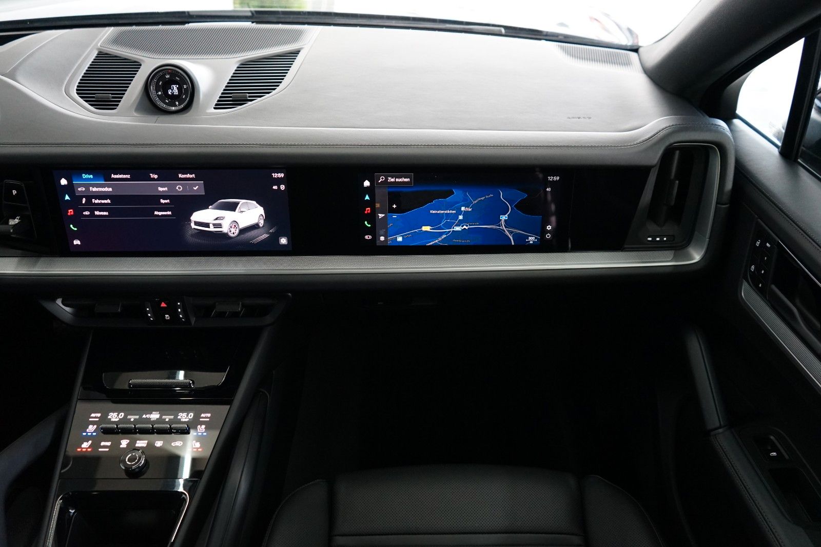 Porsche Cayenne Coupe E-Hybrid/P-Display/HeadUp/PDCC/MEG
