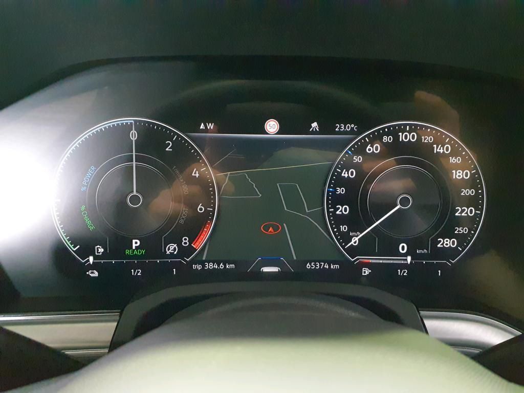Volkswagen Touareg Elegance 4M 3.0 TSI - Samsaru's Car Outlet