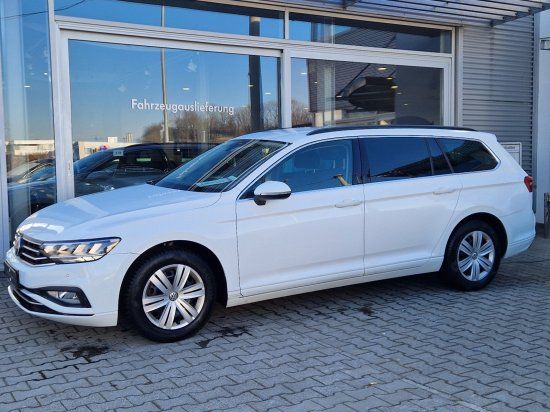 Volkswagen Passat Variant 1.6 TDI Business - Samsaru's Car Outlet