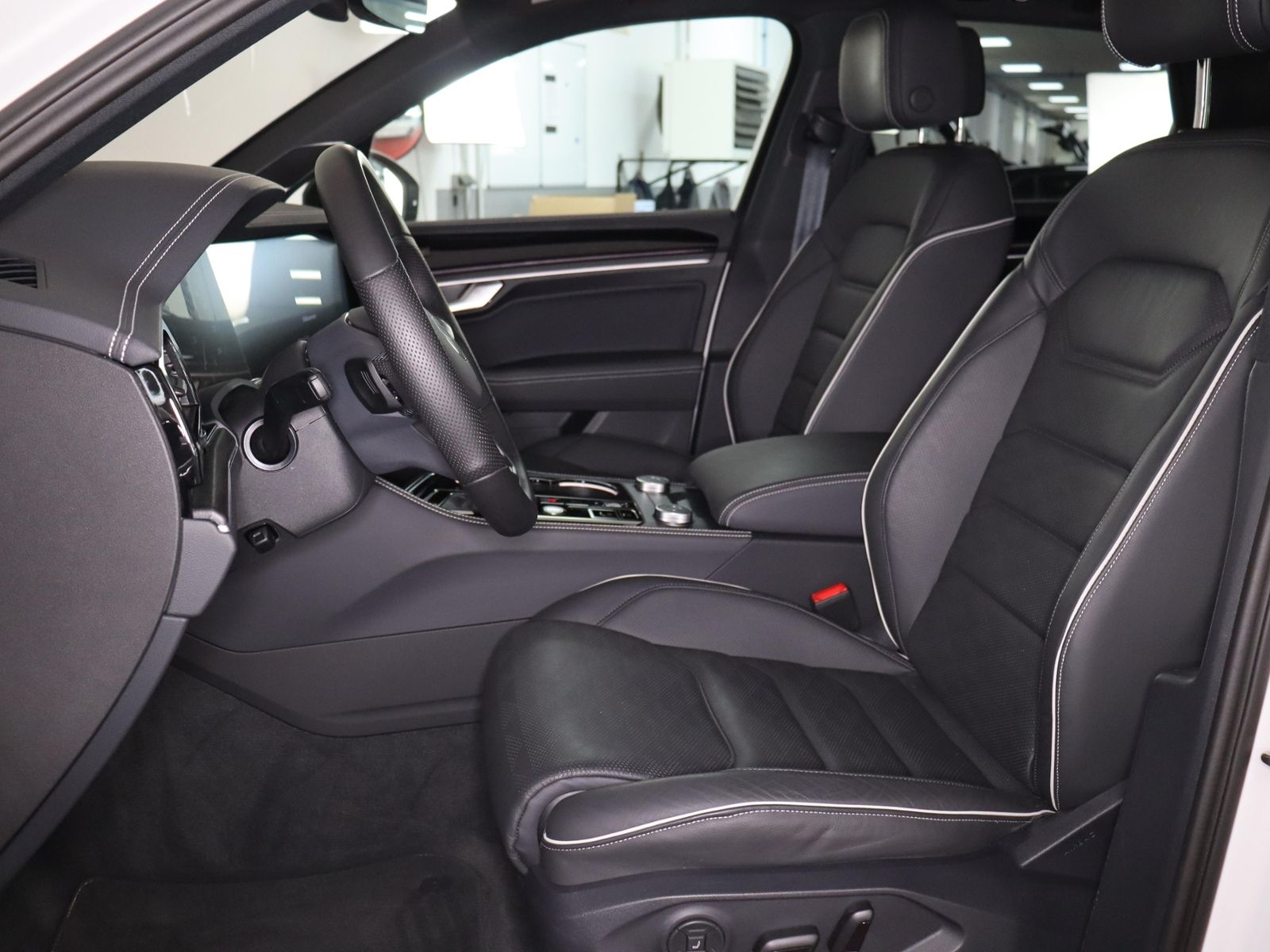 Volkswagen Touareg R-Line Black Style 3.0TDI 498,-ohne Anza