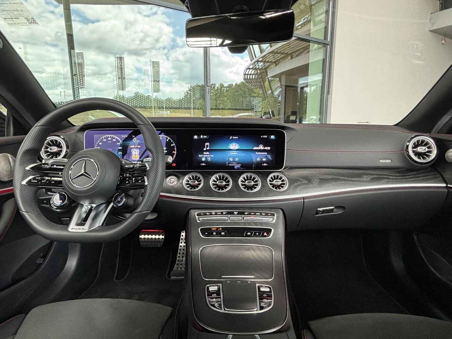 Mercedes-Benz E 53 AMG 4-Matic+ Coupé - Samsaru's Car Outlet