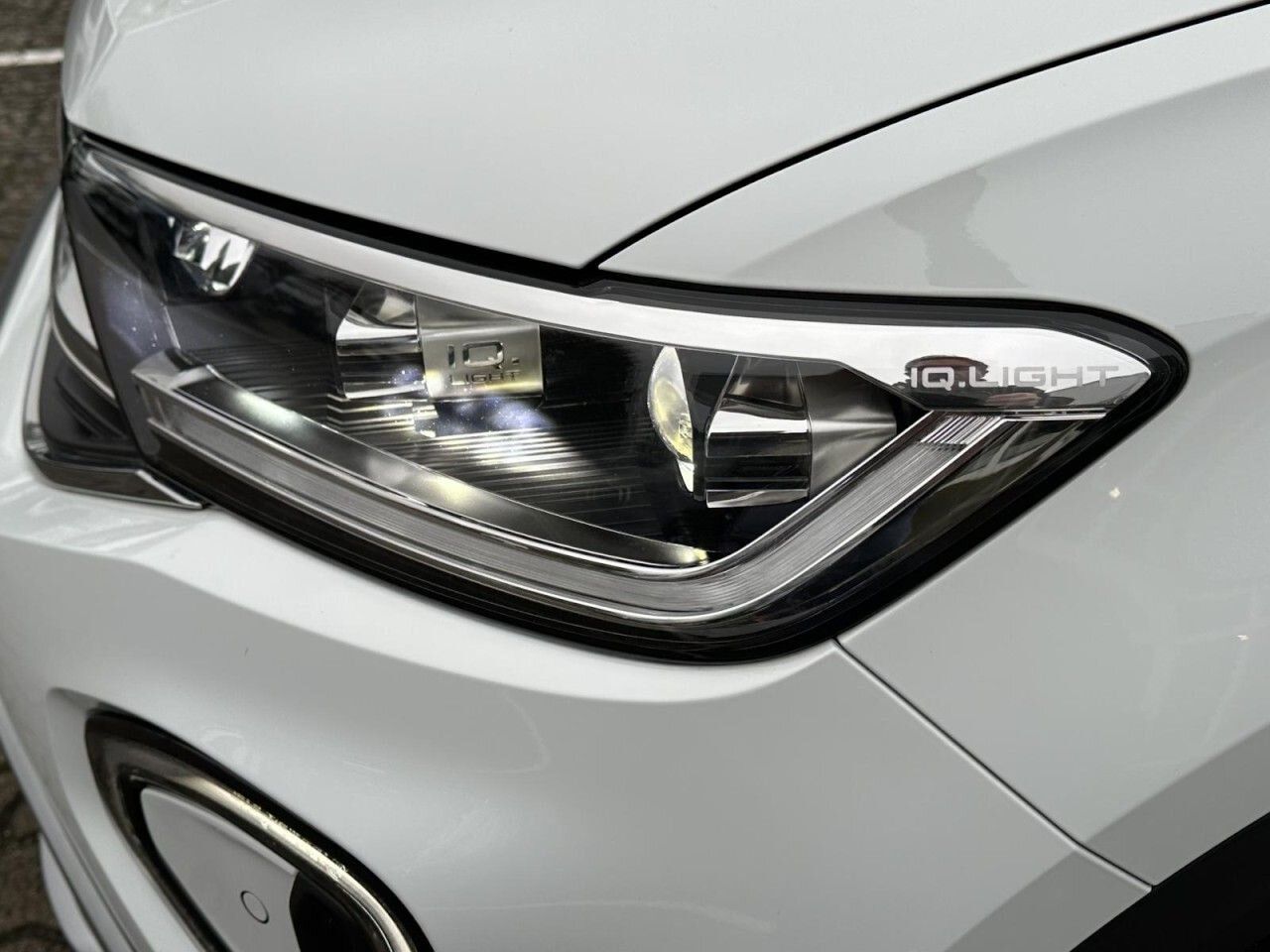Volkswagen T-Roc 1.5 TSI Style - Samsaru's Car Outlet