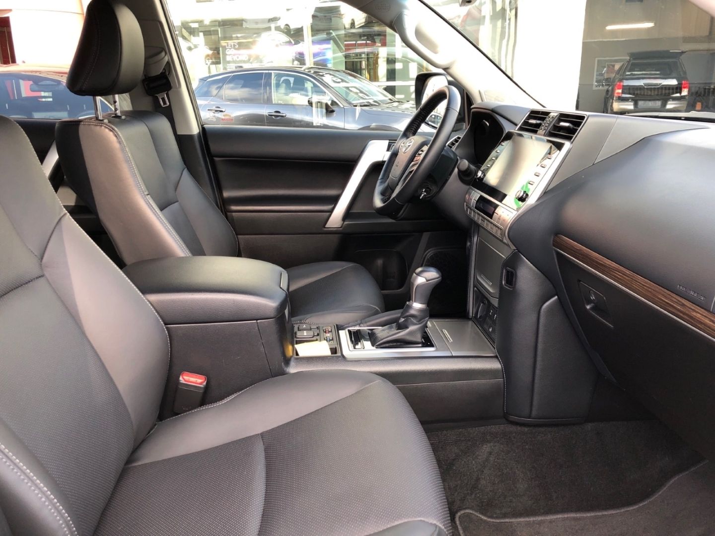 Toyota Land Cruiser 2.8 D-4D EXECUTIVE 4x4 Automatik