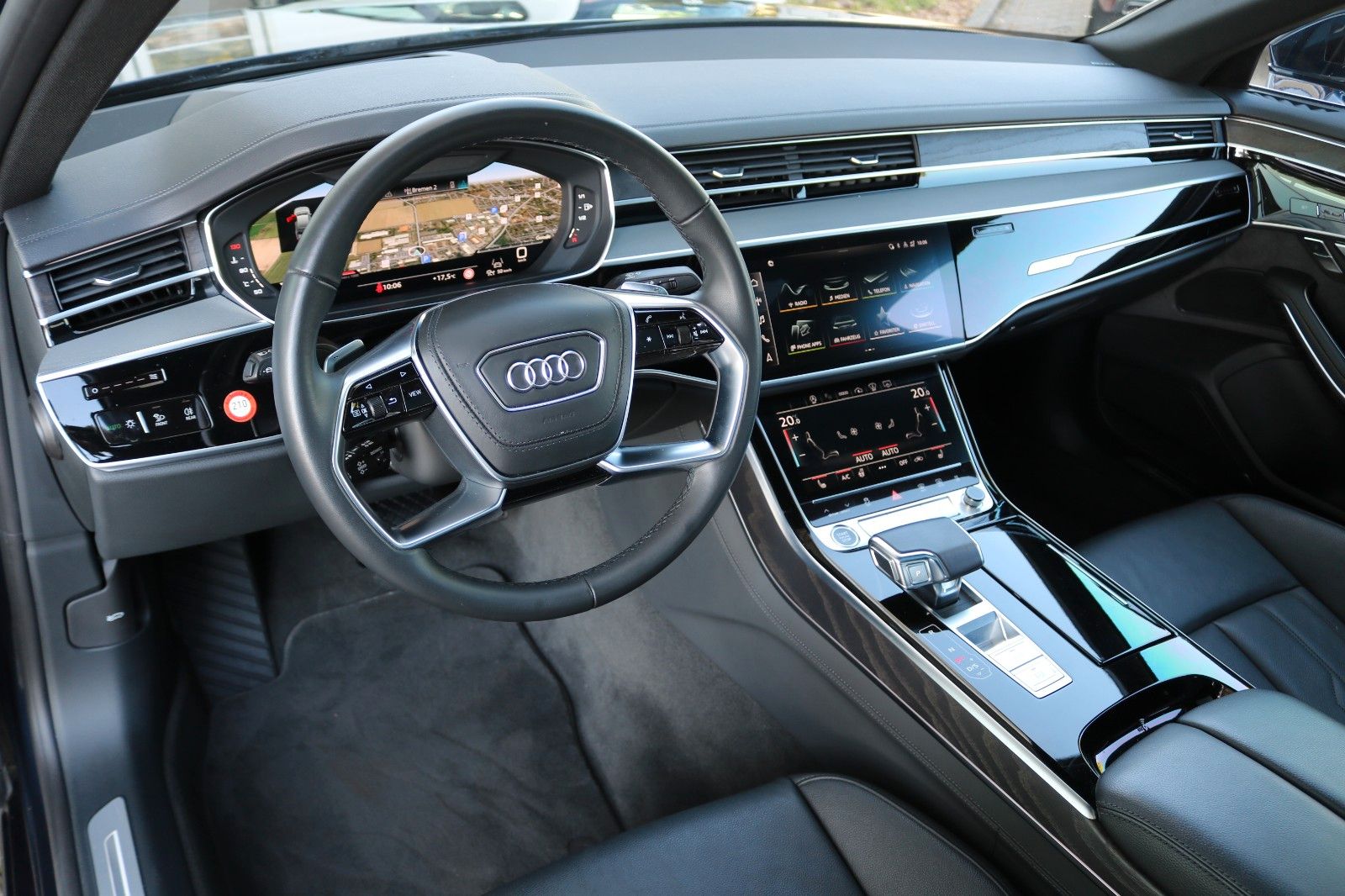 Audi A8 55 TFSI quattro - Samsaru's Car Outlet