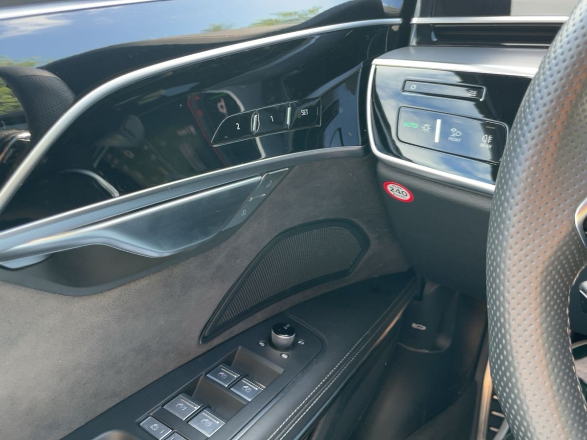 Audi A8 50 3.0 TDI quattro - Samsaru's Car Outlet