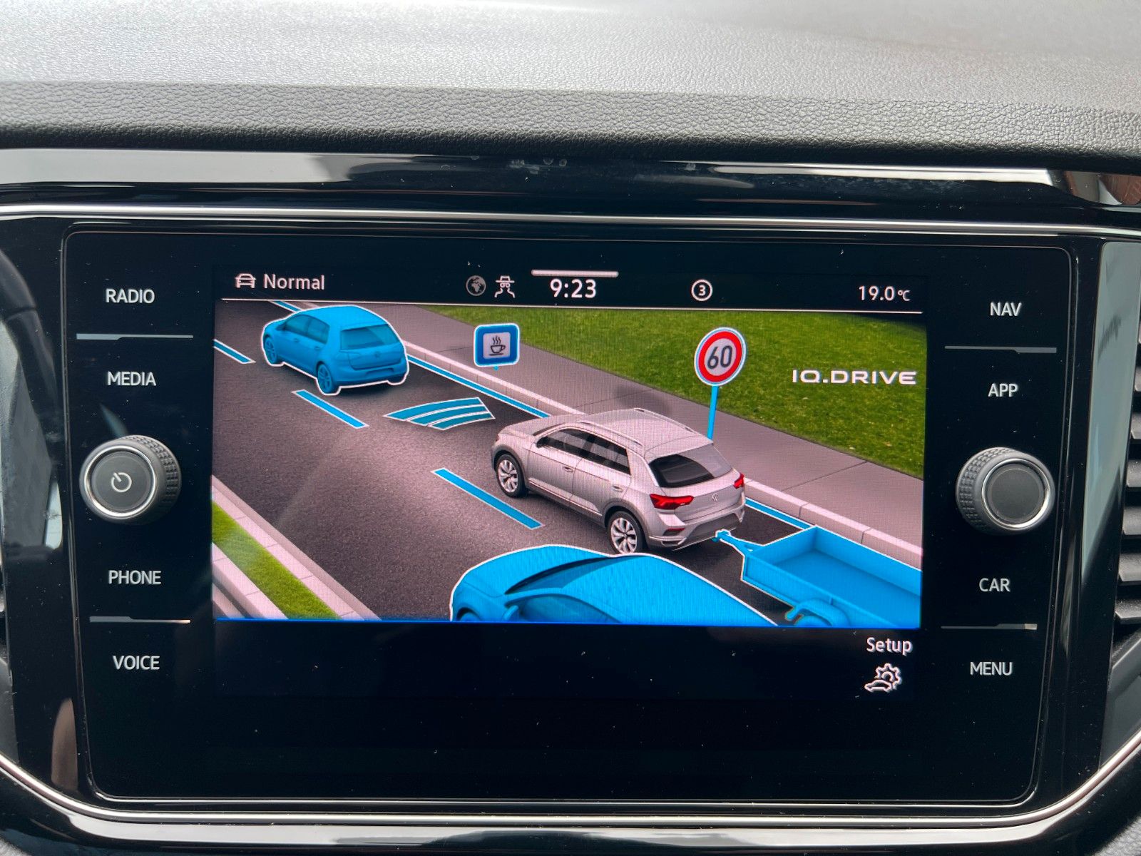 Volkswagen T-Roc 1.5TSi DSG Black - Samsaru's Car Outlet