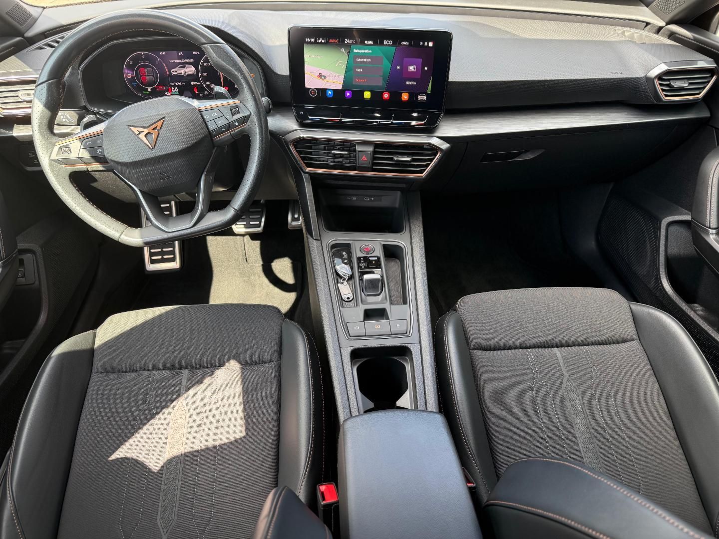 Cupra Leon VZ 1.4 e-Hybrid - Samsaru's Car Outlet