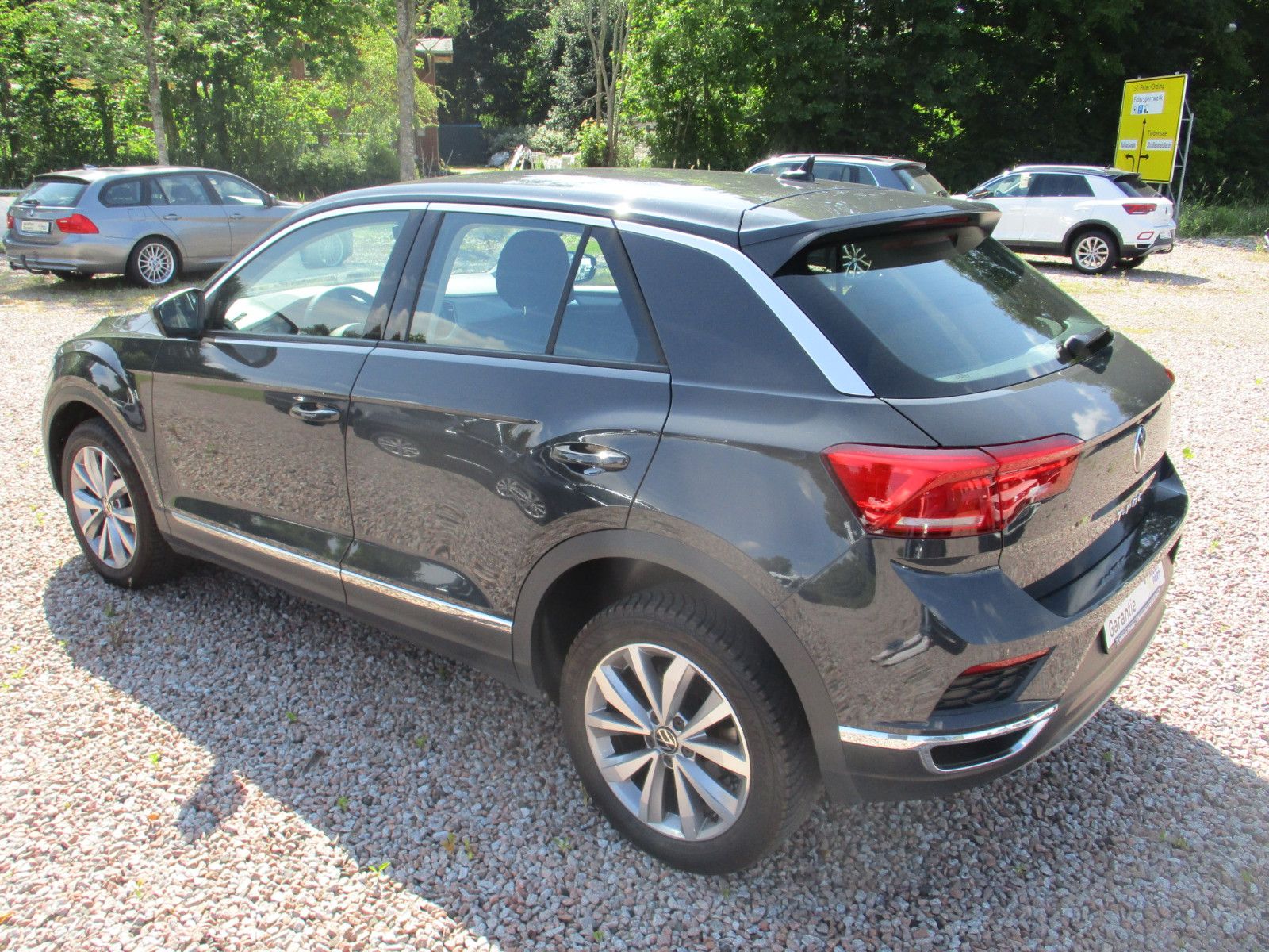 Volkswagen T-Roc 1.0 TSI Style - Samsaru's Car Outlet