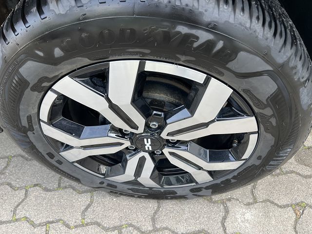 Dacia Duster II Journey 4WD - Samsaru's Car Outlet
