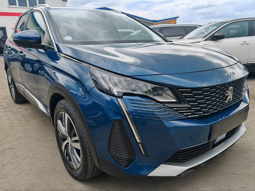 Peugeot 3008 PureTech EAT8 ALLURE PACK - Samsaru's Car Outlet