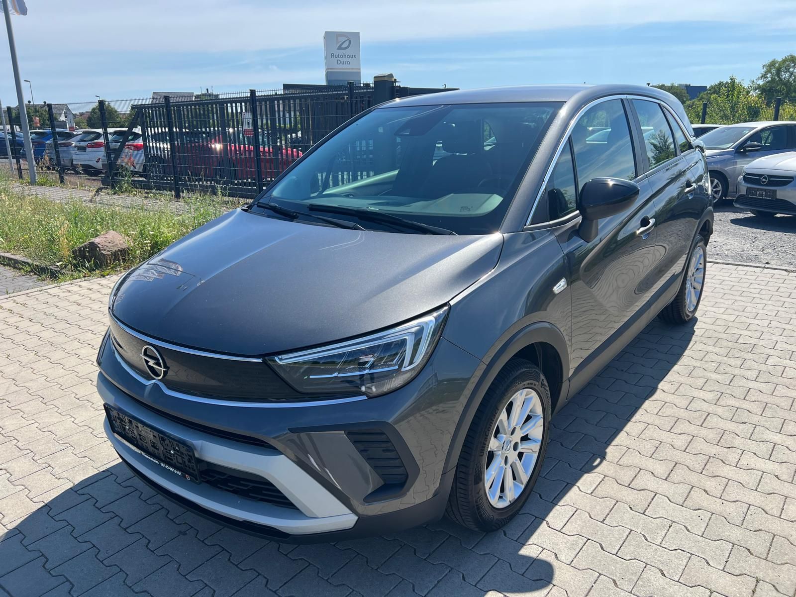 Opel Crossland 1.5 D Elegance - Samsaru's Car Outlet