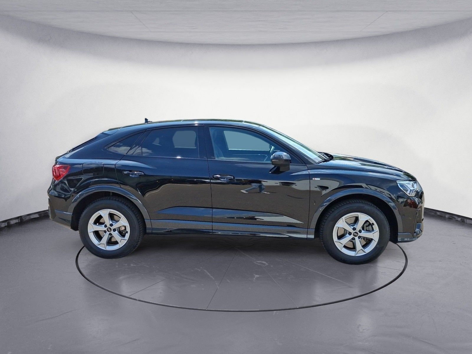Audi Q3 Sportback S line 40 TDI quattro *AHK *LED *KA