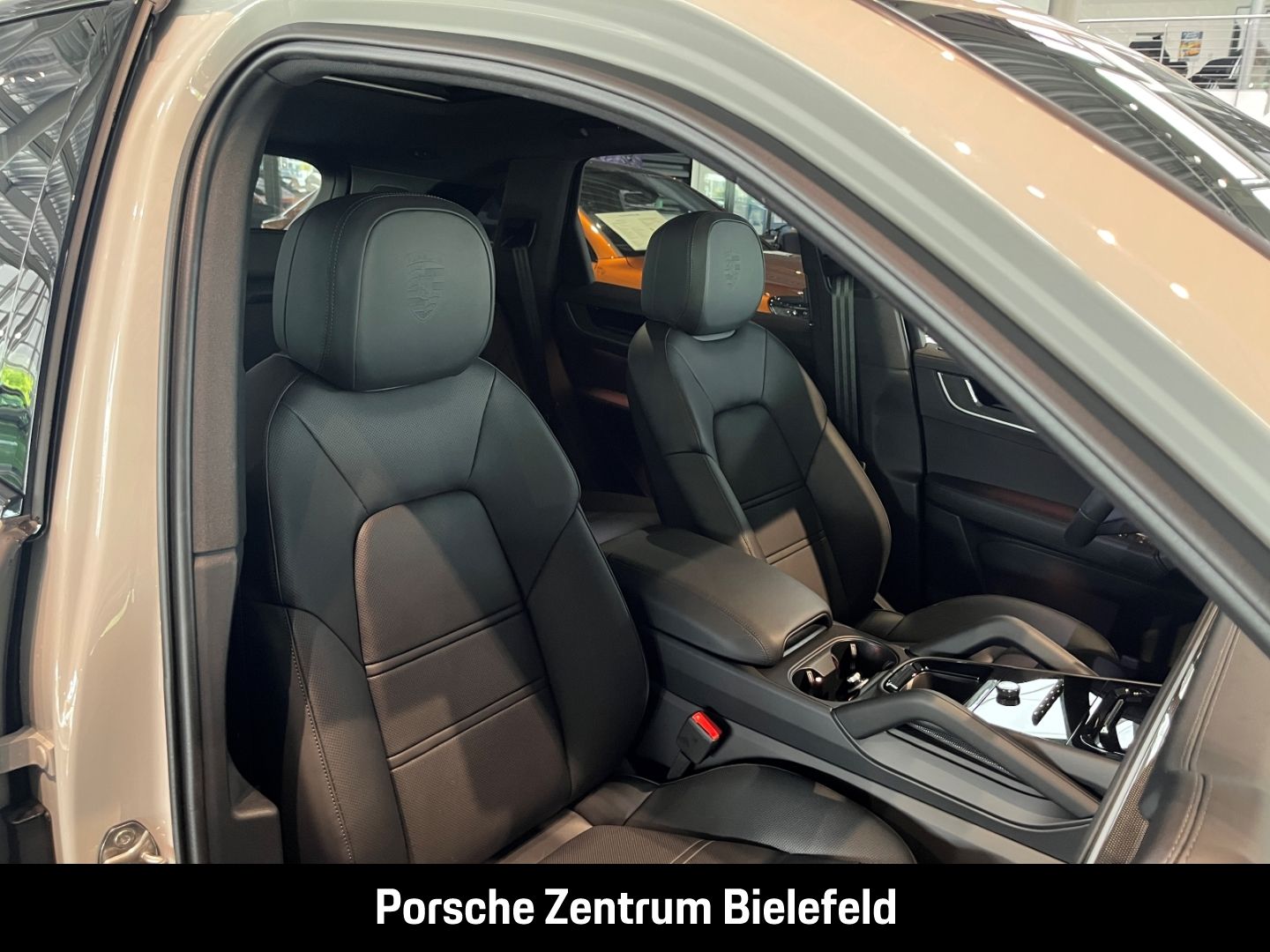 Porsche Cayenne BOSE Sportabgasanlage Panoramadach LED