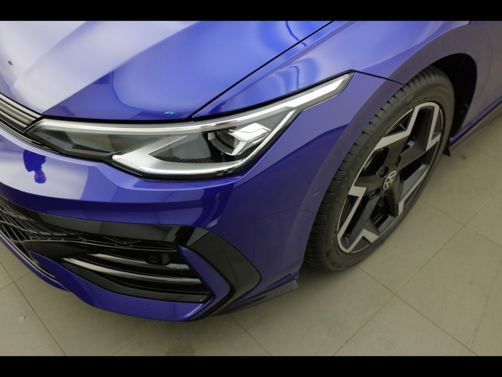 Volkswagen GOLF R-LINE BLACK STYLE 1.5 ETSI DSG Sportpaket