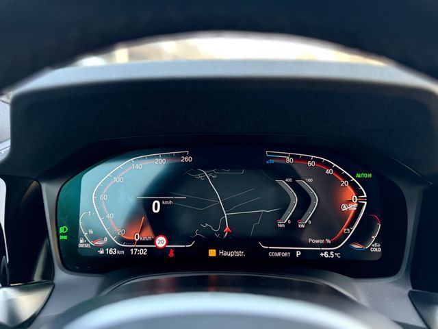 BMW 320 d xDrive M Sport Ambiente Life ALL BLACK - Samsaru's Car Outlet