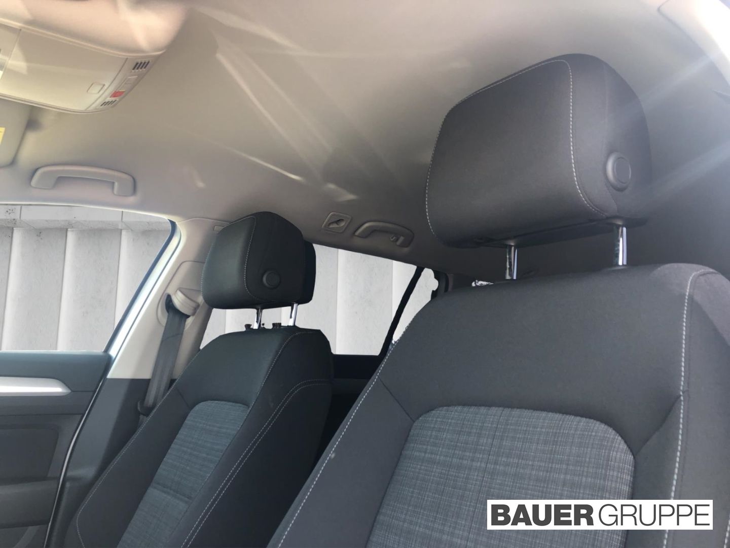 Volkswagen Passat Variant 2.0 TDI - Samsaru's Car Outlet