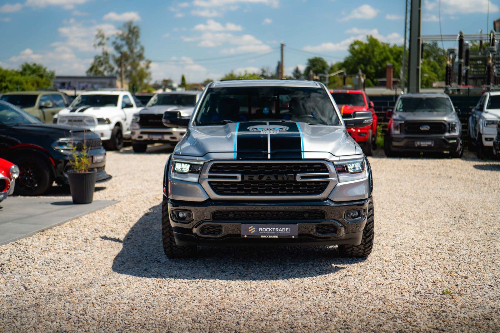 Dodge RAM 5.7 V8 HEMI 4x4 OFFROAD Night PUNISHER 19%