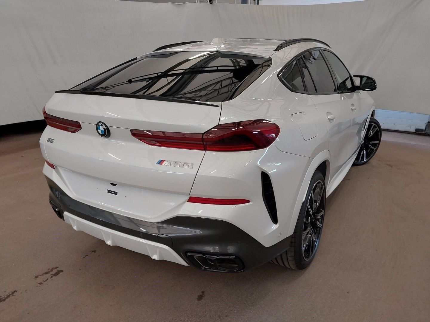 BMW X6 M60i xDrive