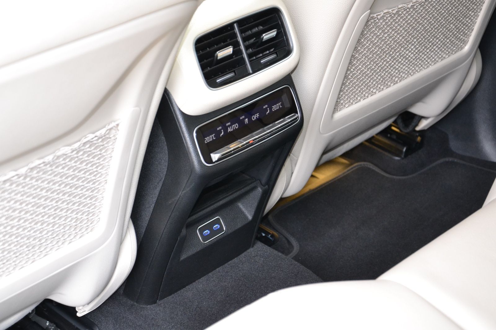 Mercedes-Benz GLE 450d Coupe 4M AMG*HUD*360*PANO*BURM*PANO*AHK