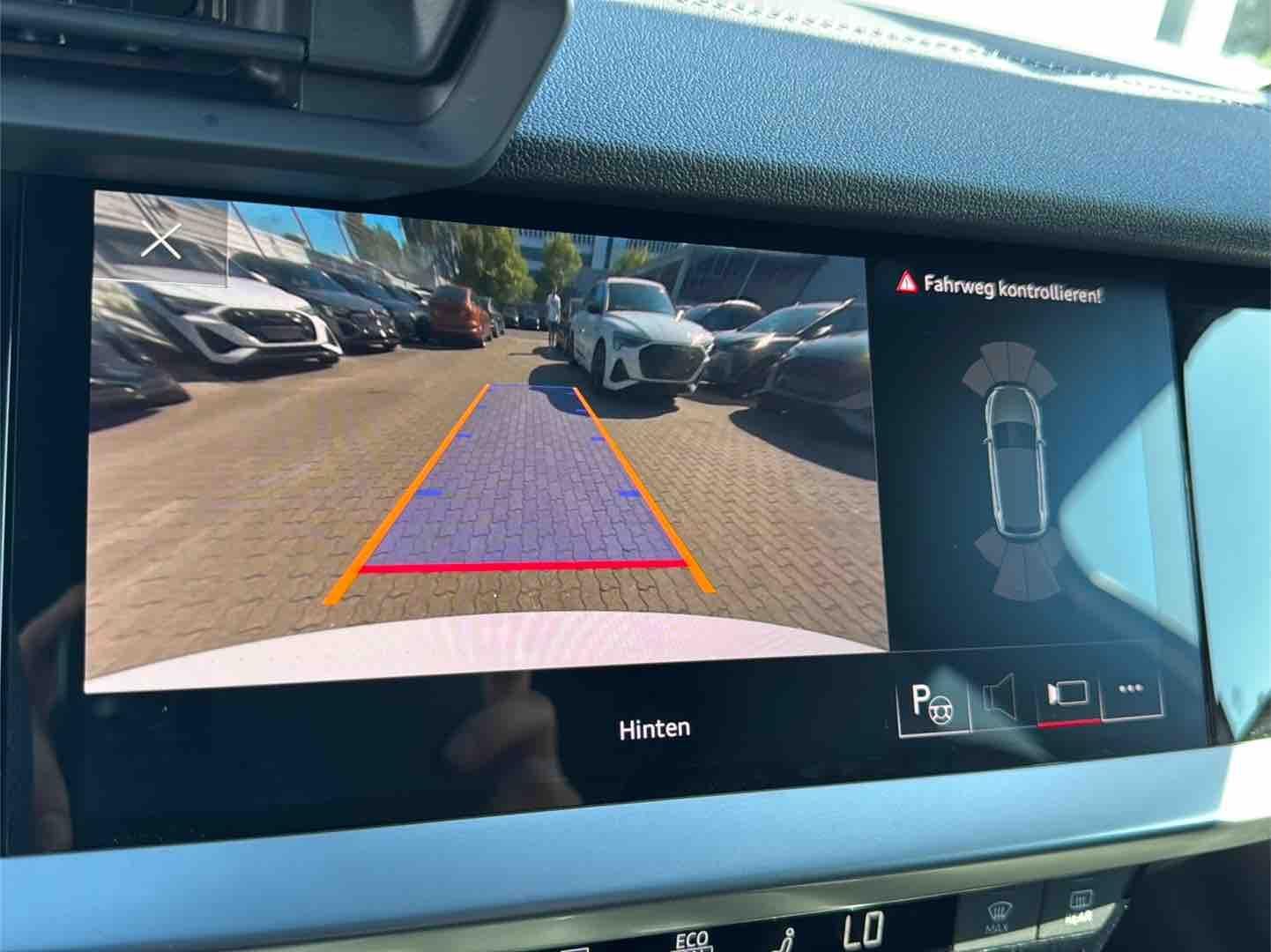 Audi A3 45 TFSIe 2x S line ACC BLACK HuD PANO RAUTE