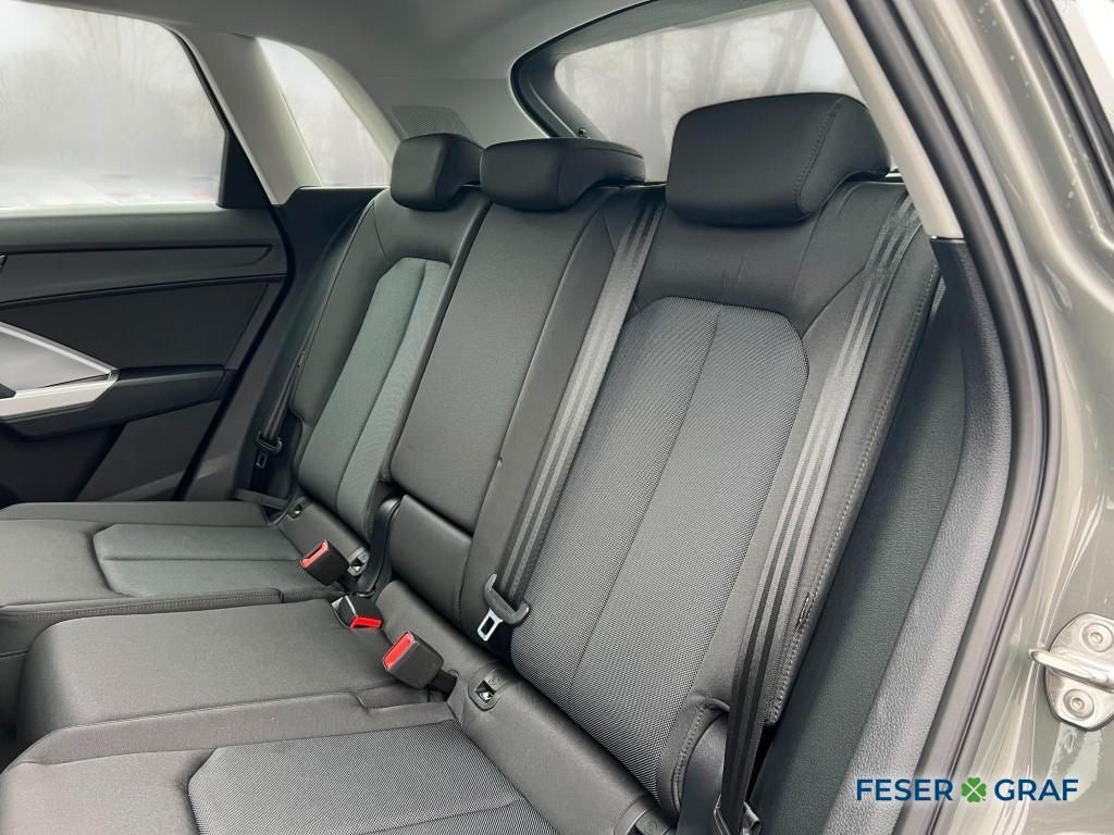 Audi Q3 35 TDI qu. S tronic - Samsaru's Car Outlet