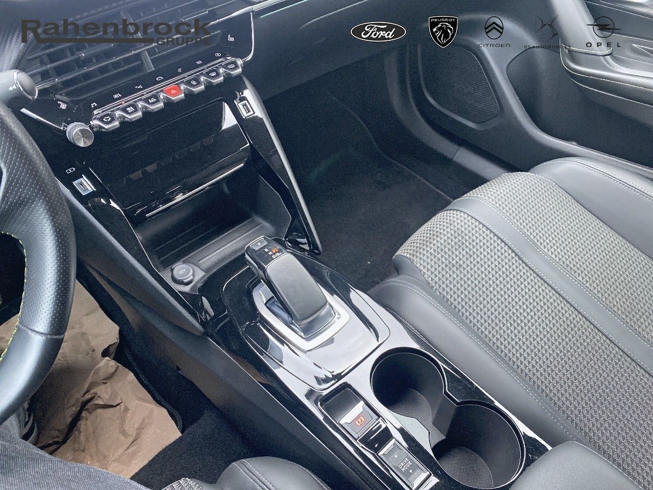 Peugeot 2008 GT Line - Samsaru's Car Outlet